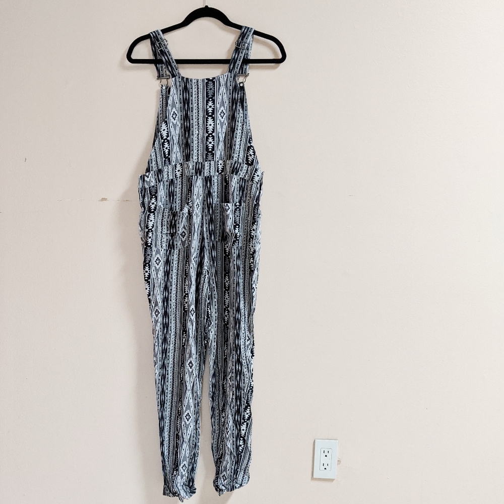 🌻🌼3 for $15🌼🌻Wyld Hart Overalls